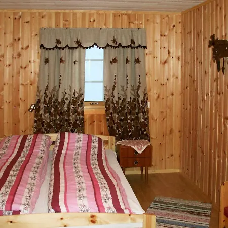 Three-bedroom Holiday In Leknes 1 * Alstad (Nordland)