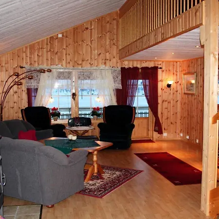 Three-bedroom Holiday In Leknes 1 * Alstad (Nordland)
