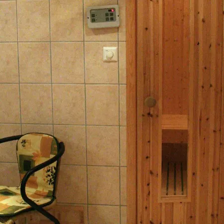 Casa vacanze Three-bedroom Holiday In Leknes 1