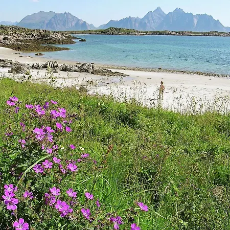 Three-bedroom Holiday In Leknes 1 * Alstad (Nordland)